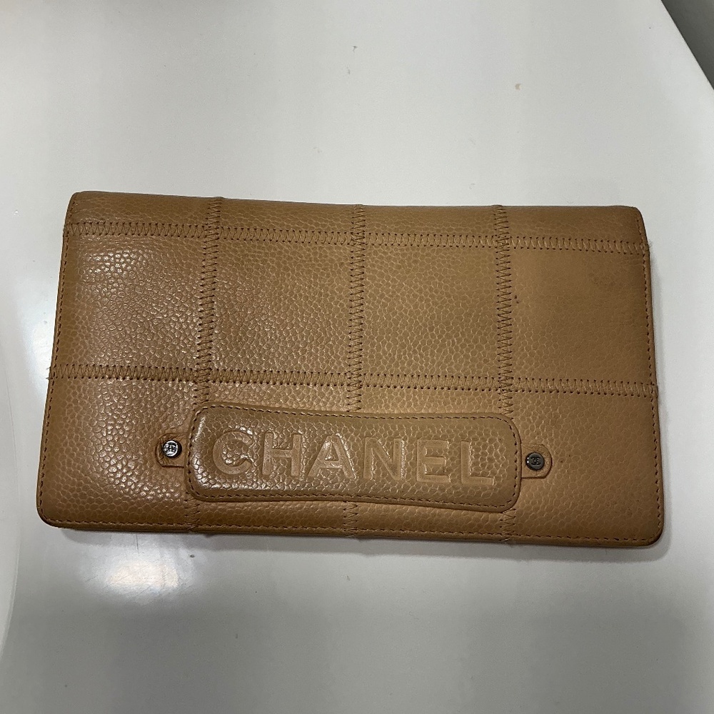 Chanel chocolate bar caviar wallet